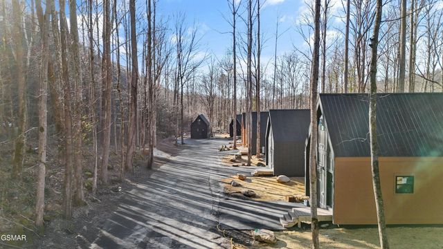 210 Braydens Way, Gatlinburg, TN 37738