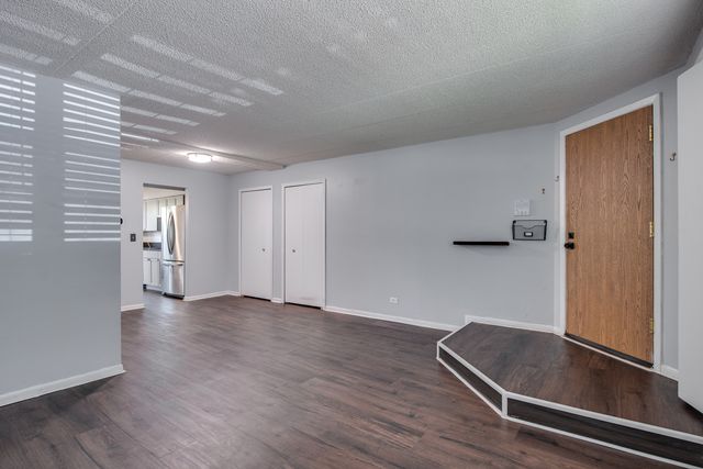 1486 W Jefferson Avenue D, Naperville, IL 60540