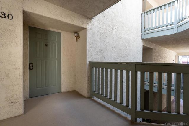 1040 E Washington Ave 30, Escondido, CA 92025