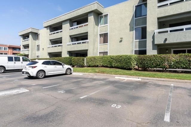 1040 E Washington Ave 30, Escondido, CA 92025