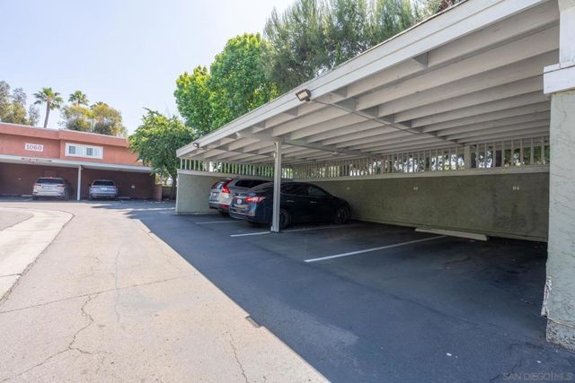 1040 E Washington Ave 30, Escondido, CA 92025