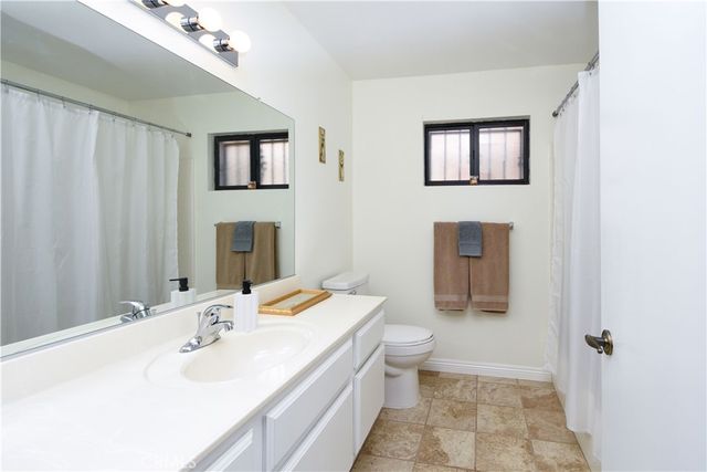 752 La Regal, Hemet, CA 92545