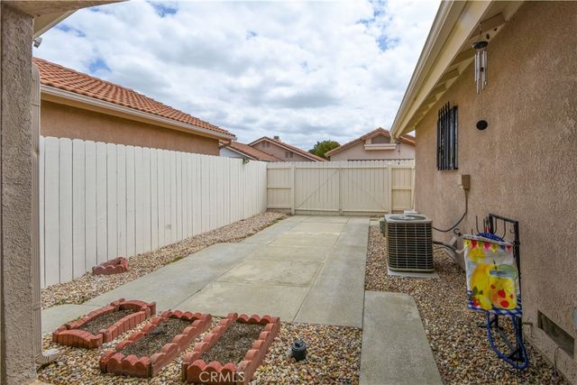 752 La Regal, Hemet, CA 92545