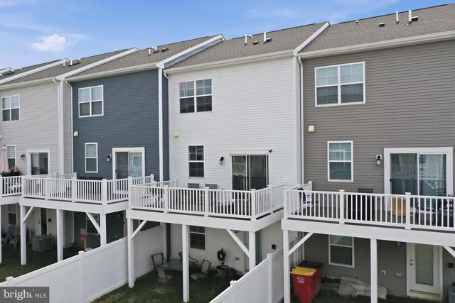 112 COOPERAGE RD, Inwood, WV 25428