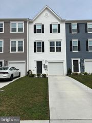 112 COOPERAGE RD, Inwood, WV 25428