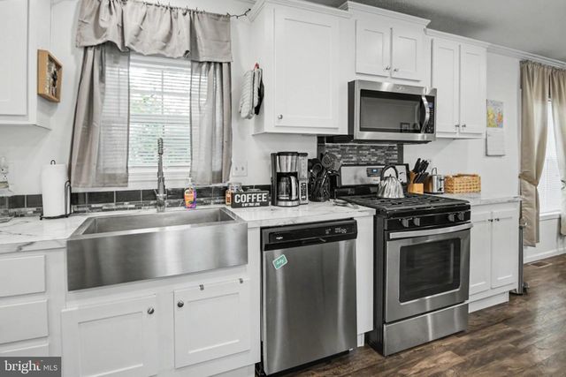 605 WILLOW DR, Green Lane, PA 18054