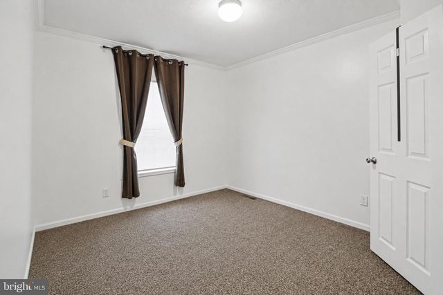 605 WILLOW DR, Green Lane, PA 18054