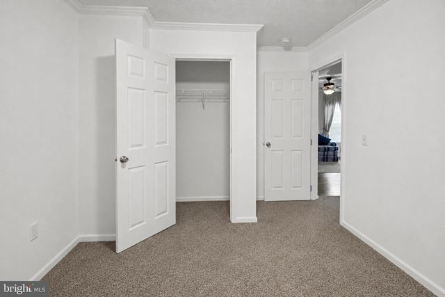 605 WILLOW DR, Green Lane, PA 18054