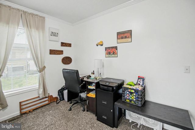 605 WILLOW DR, Green Lane, PA 18054