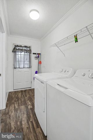 605 WILLOW DR, Green Lane, PA 18054