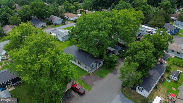 605 WILLOW DR, Green Lane, PA 18054