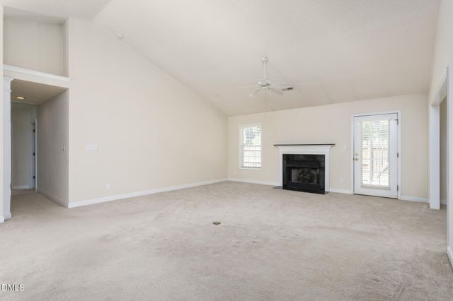 692 Huntingdon Street, Elon, NC 27244