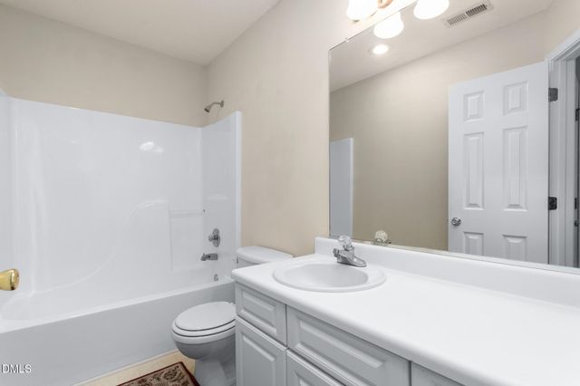 692 Huntingdon Street, Elon, NC 27244