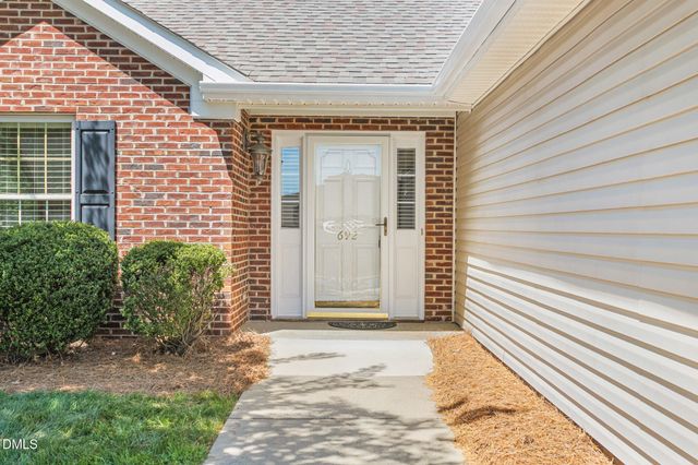 692 Huntingdon Street, Elon, NC 27244