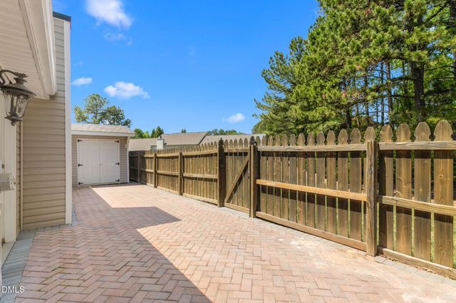 692 Huntingdon Street, Elon, NC 27244