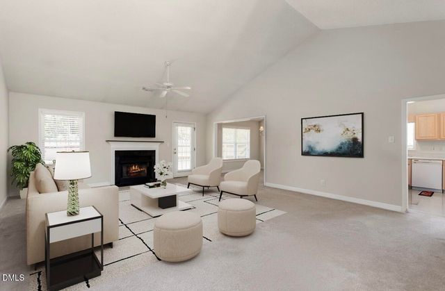 692 Huntingdon Street, Elon, NC 27244