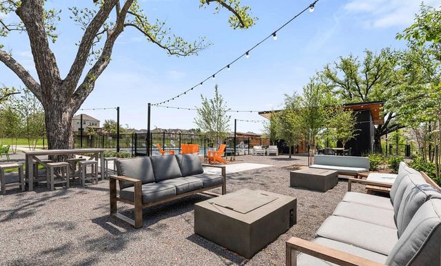 6927 Mission Tejas Drive, Dallas, TX 75228