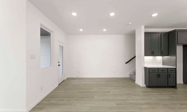 6927 Mission Tejas Drive, Dallas, TX 75228