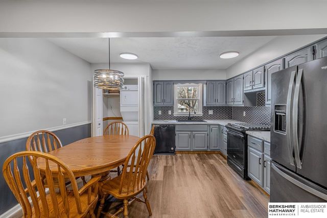 4021 N 11 Street, Lincoln, NE 68521