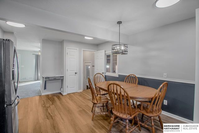 4021 N 11 Street, Lincoln, NE 68521