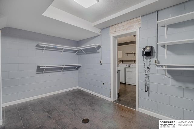 4021 N 11 Street, Lincoln, NE 68521