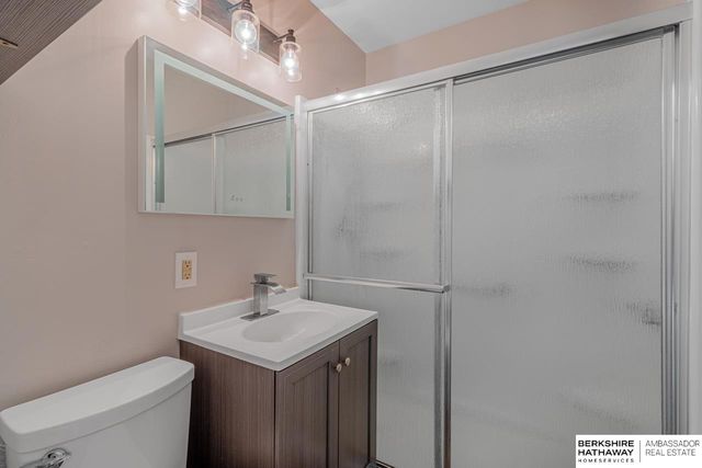 4021 N 11 Street, Lincoln, NE 68521