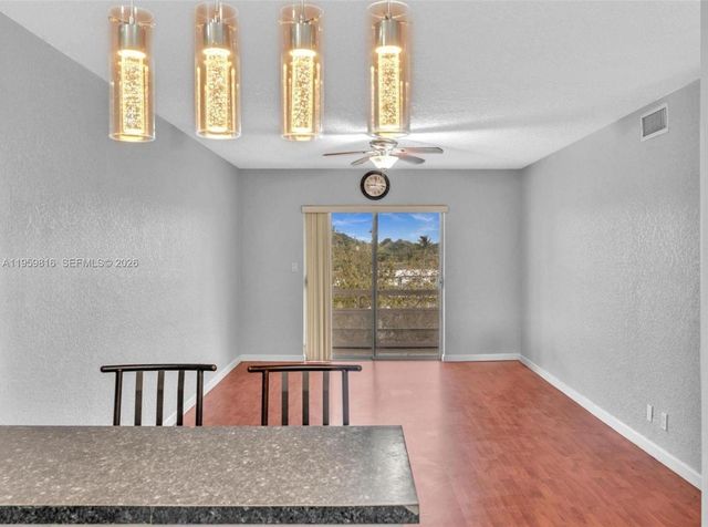 4731 NW 10th Ct 316, Plantation, FL 33313