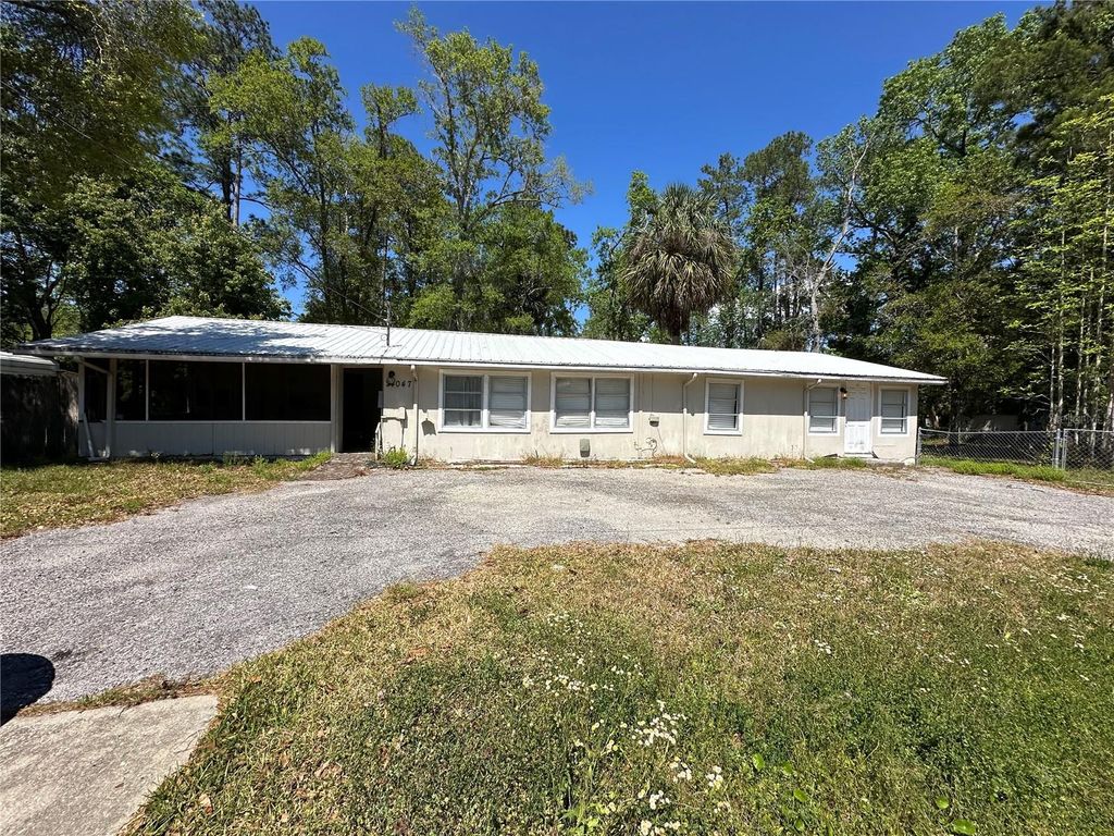 24047 ERMINE ROAD, Astor, FL 32102