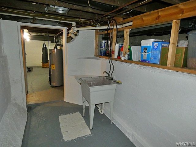 160 Long Avenue, Hamburg, NY 14075