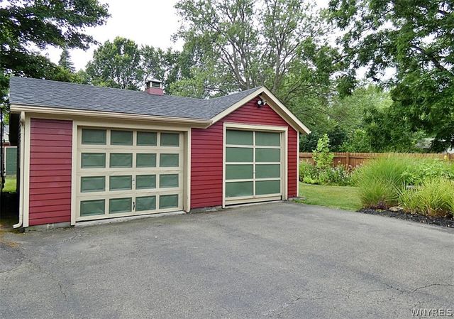 160 Long Avenue, Hamburg, NY 14075