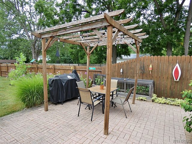 160 Long Avenue, Hamburg, NY 14075