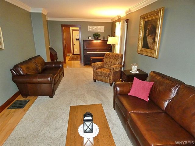 160 Long Avenue, Hamburg, NY 14075