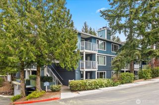300 N 130th Street #2302, Seattle, WA 98133