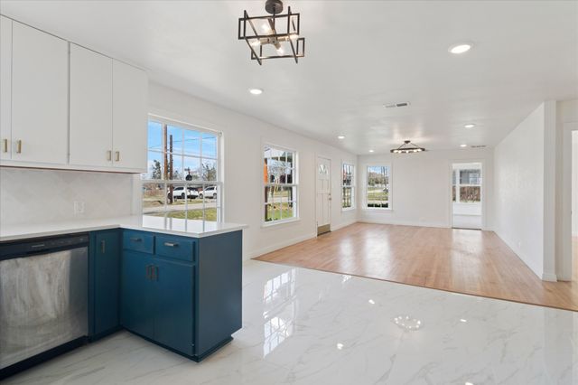 602 W Pecan Street, Celina, TX 75009