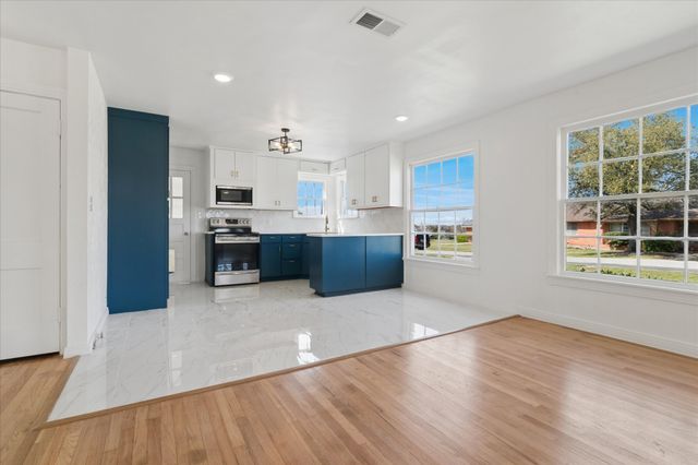 602 W Pecan Street, Celina, TX 75009