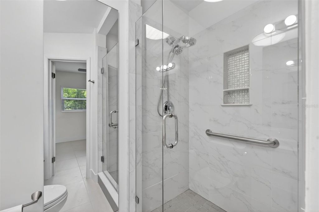 Image 17 of property listing at 2974 CHANTILLY AVENUE, Winter Park, FL 32789