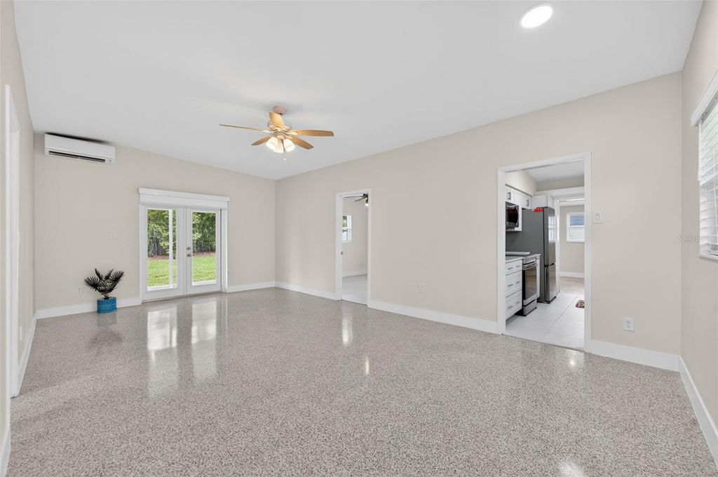 Image 3 of property listing at 2974 CHANTILLY AVENUE, Winter Park, FL 32789