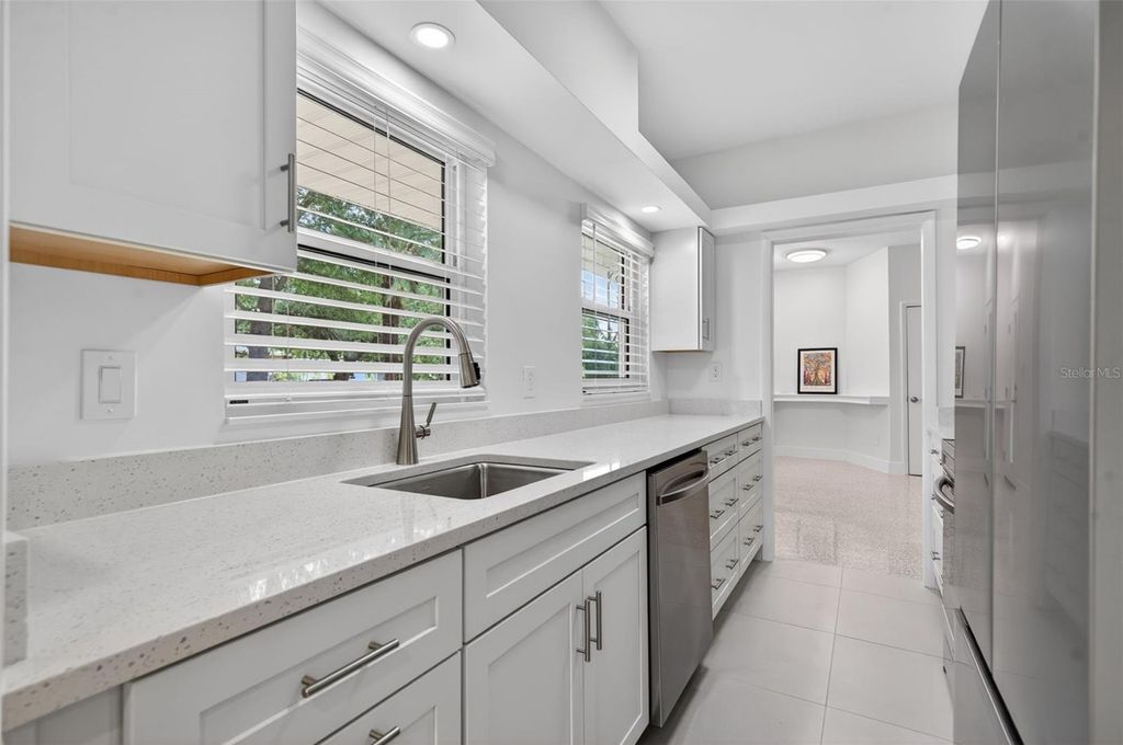 Image 6 of property listing at 2974 CHANTILLY AVENUE, Winter Park, FL 32789