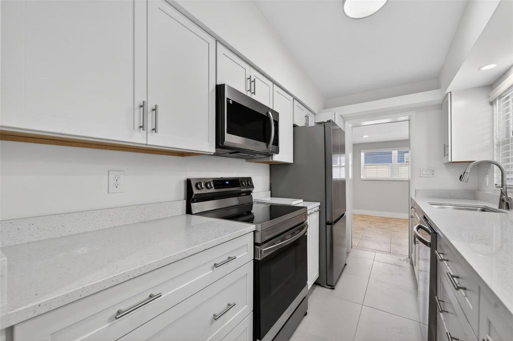 Image 7 of property listing at 2974 CHANTILLY AVENUE, Winter Park, FL 32789
