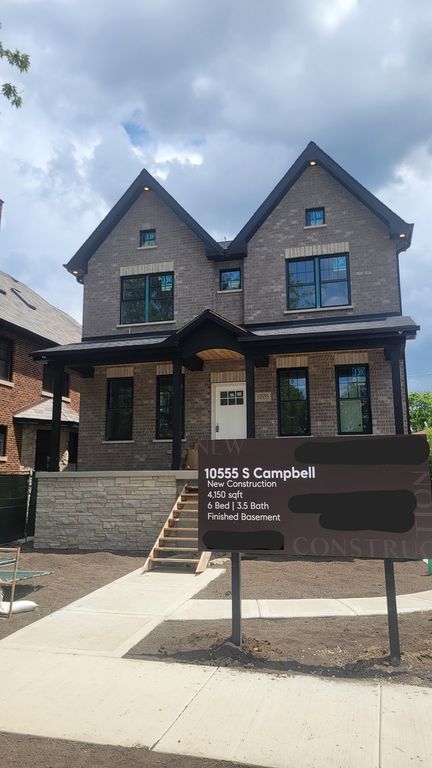 10555 S Campbell Avenue, Chicago, IL 60655