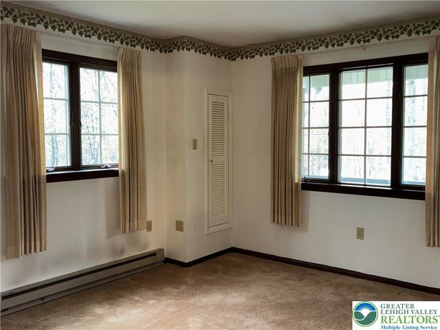 160 White Oak Drive, Penn Forest Twp, PA 18229