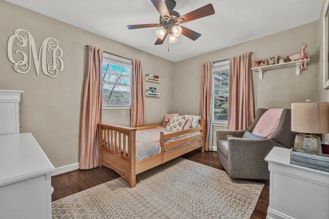 5743 Pine Acres LN, Roanoke, VA 24018