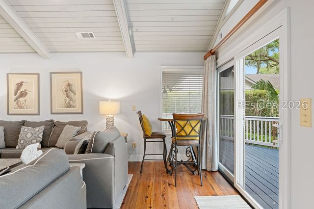 15 Promontory Ct, Hilton Head Island, SC 29928