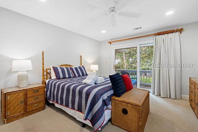15 Promontory Ct, Hilton Head Island, SC 29928