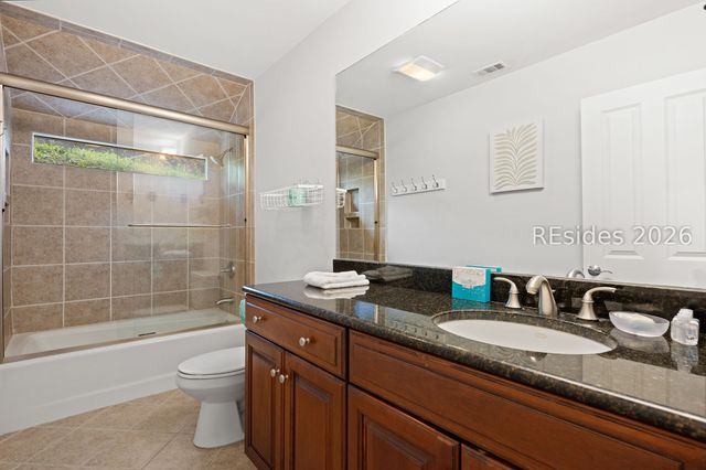 15 Promontory Ct, Hilton Head Island, SC 29928