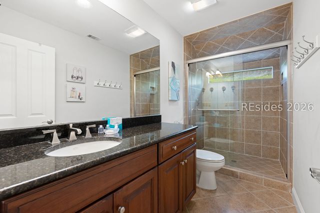 15 Promontory Ct, Hilton Head Island, SC 29928