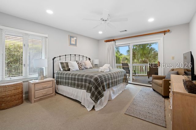 15 Promontory Ct, Hilton Head Island, SC 29928