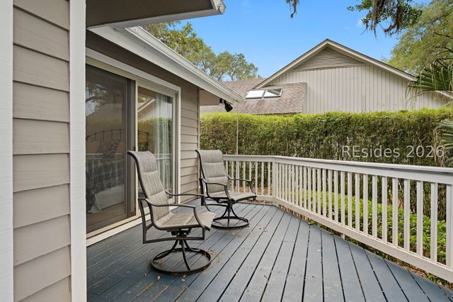 15 Promontory Ct, Hilton Head Island, SC 29928