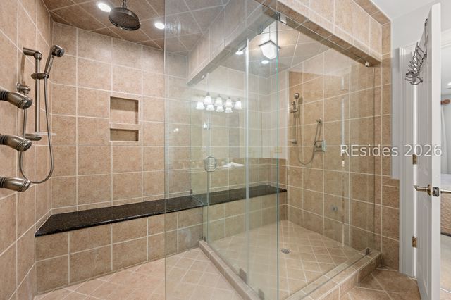 15 Promontory Ct, Hilton Head Island, SC 29928
