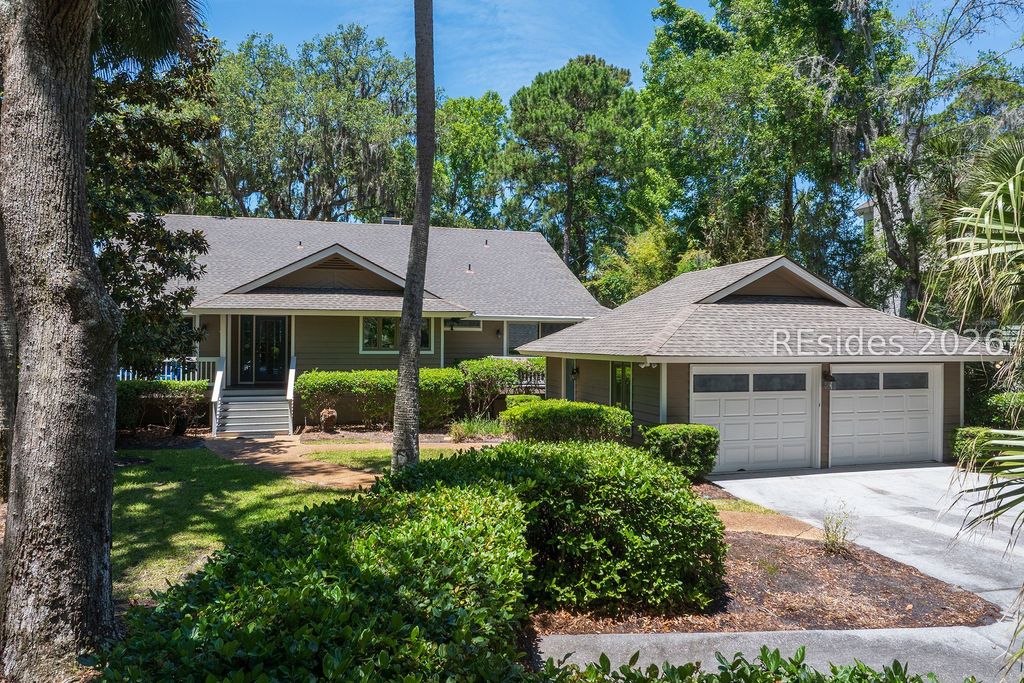 15 Promontory Ct, Hilton Head Island, SC 29928